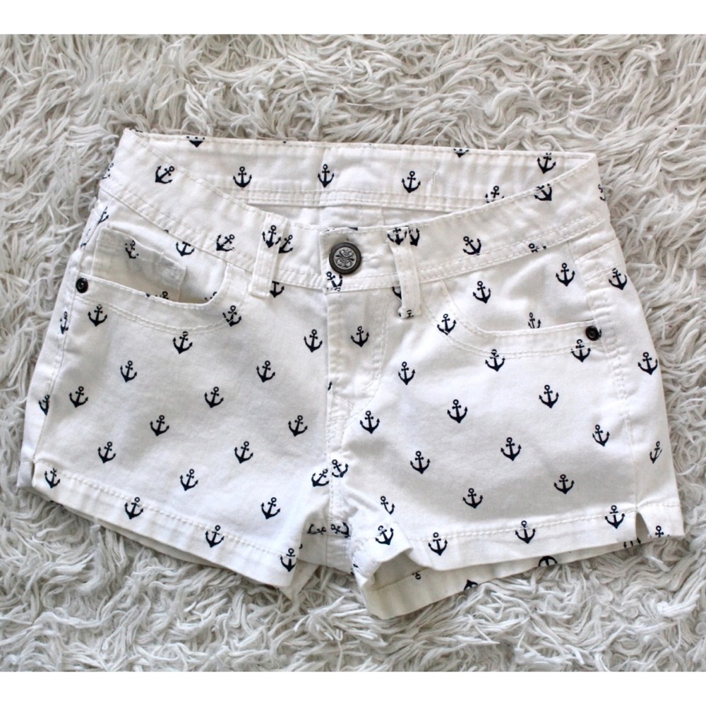 Girls Anchor Shorts | White Shorts w/ Anchor Design | Beach Shorts | Boat Shorts